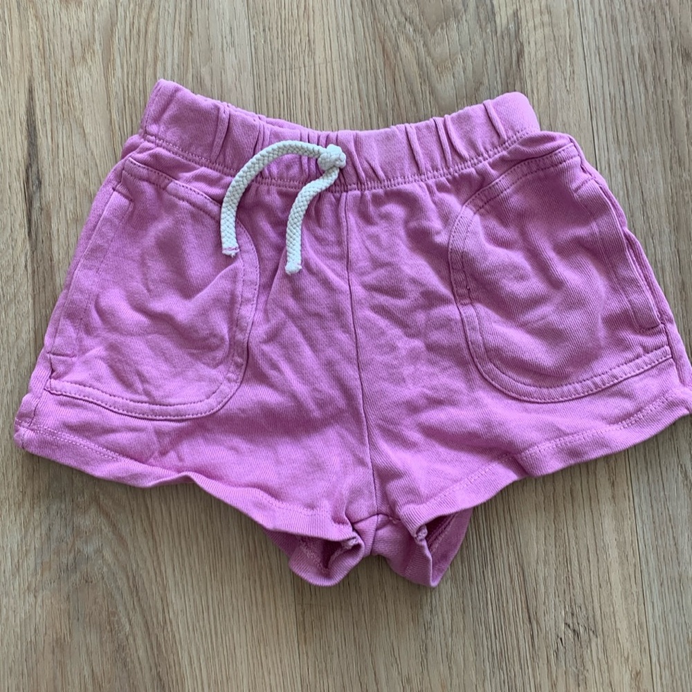 Zara size 2-3 pink short